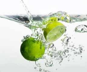 Яркий лимон