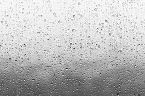 Капли дождя
