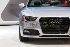 Серая машина