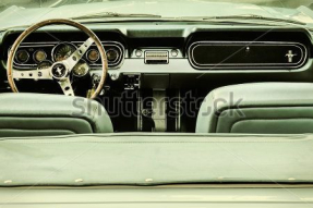 Ретро автомобиль