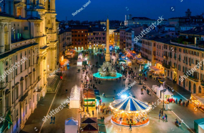 Вечерняя площадь в Риме