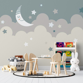 Месяц в облаках