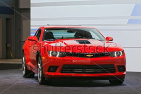 Красная машина