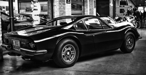 Черная машина Черная машина