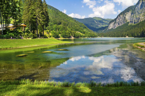 Горное озеро