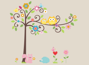 Совы на дереве