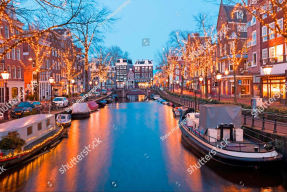 Канал Амстердама