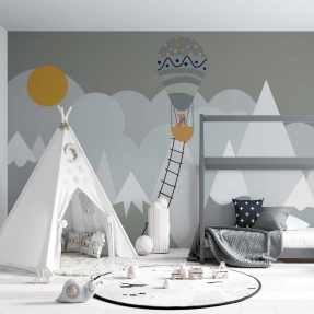 Воздушный шар в горах