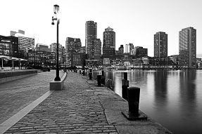 Набережная города