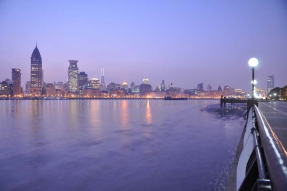 Вечерний город