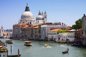 Гранд канал Венеция