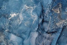 Темно-синие флюиды