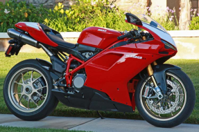 Червоний дукаті