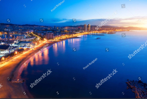 Вечернее побережье Барселоны