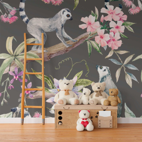 Лемуры в цветах