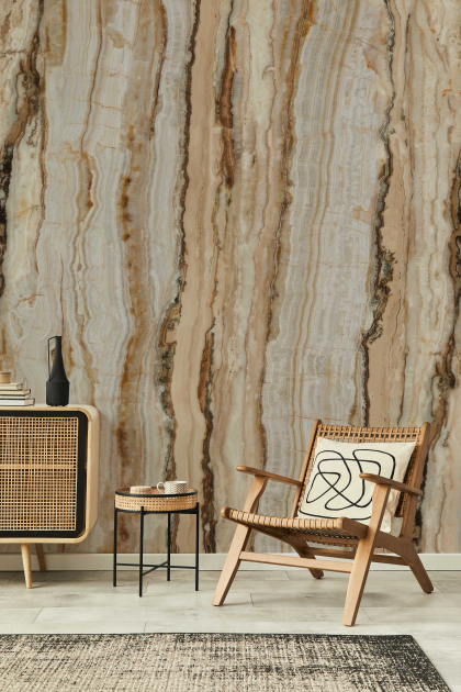 Вертикальные поломы мрамора