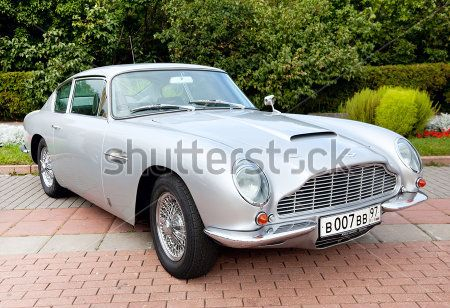 Ретро автомобіль