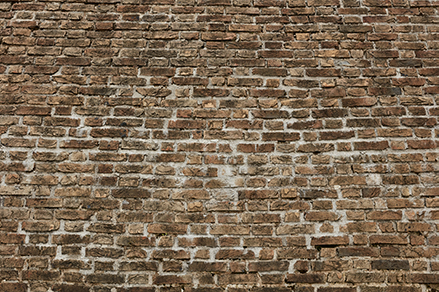 Кирпичная стена