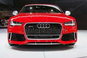 Красная машина