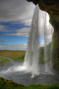 Водопад вид изнутри