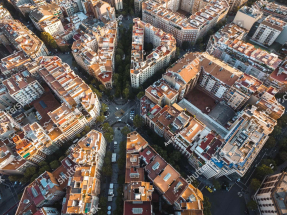 Встреча улиц в Барселоне