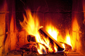 Огонь в камине